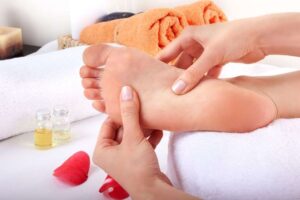 Como fazer Massagem no pé? Vitruvie Massagens Terapêuticas e Relaxantes!